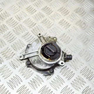 06D145100E Насос вакуумный Volkswagen Passat B6 Арт e12466807, вид 2