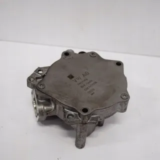 06K145100B Насос вакуумный Audi A3 8V Арт e12464651, вид 1