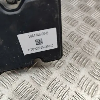 104474500B Блок ABS Tesla model Y Арт e12460711, вид 6