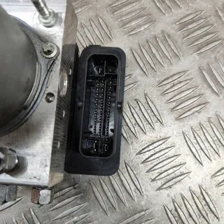 104474500B Блок ABS Tesla model Y Арт e12460711, вид 7