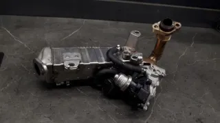 851589114 8515891 Радиатор EGR BMW X1 F48 Арт e12448815, вид 4