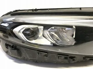 A1779063805 Фара правая Mercedes A W177 Арт e12447209, вид 3