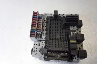 8676286 Блок предохранителей Volvo V70 2 Арт e12446150, вид 2
