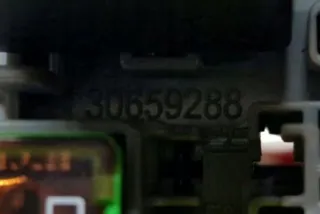 31300188 Блок предохранителей Volvo S60 2 Арт e12445435, вид 5