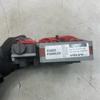 08696098 Блок предохранителей Volvo S60 2 Арт e12445404, вид 3