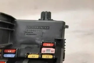 31682732 Блок предохранителей Volvo S60 3 Арт e12445338, вид 2
