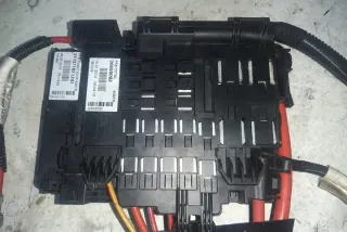 31337182 Блок предохранителей Volvo S60 3 Арт e12445286, вид 3