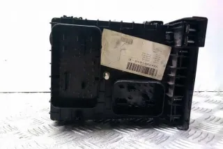 1K0937124H Блок предохранителей Volkswagen Caddy 3 Арт e12444658, вид 3