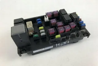 82241AG030 Блок предохранителей Subaru Legacy 4 Арт e12444316, вид 2