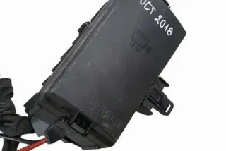 5Q0907361D Блок предохранителей Skoda Octavia A7 Арт e12444143, вид 3