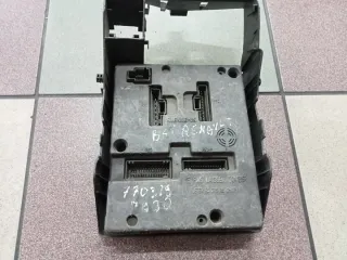 7703297930 Блок предохранителей Renault Megane 1 Арт e12443823, вид 1