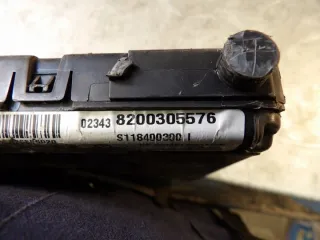 8200305576 Блок предохранителей Renault Megane 2 Арт e12443798, вид 3