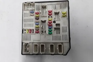 KZ01 284B61871R Блок предохранителей Renault Megane 3 Арт e12443752, вид 3