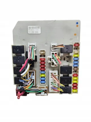 233293G Блок предохранителей Renault Clio 3 Арт e12443435, вид 1