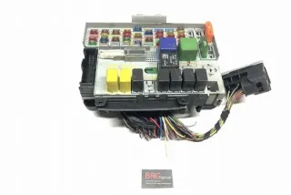 F75_ 24412497 Блок предохранителей Opel Zafira A Арт e12443071, вид 1
