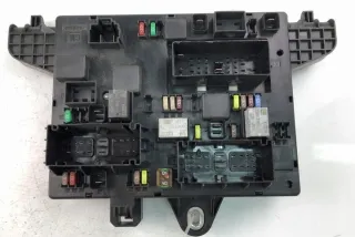 365927271 Блок предохранителей Opel Zafira C Арт e12442975, вид 3