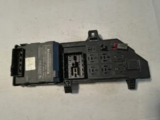 24400590 Блок предохранителей Opel Vectra C  Арт e12442848, вид 5