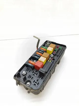 13112918 Блок предохранителей Opel Vectra C  Арт e12442796, вид 1