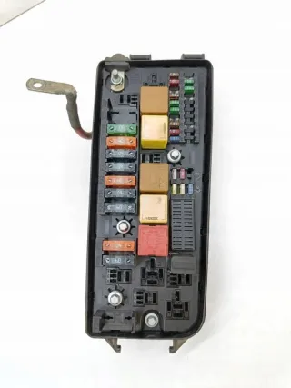 13112918 Блок предохранителей Opel Vectra C  Арт e12442796, вид 3