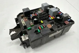 39036044 Блок предохранителей Opel Corsa E Арт e12442312, вид 1