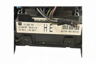 24453850 Блок предохранителей Opel Astra H Арт e12442168, вид 5