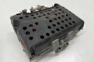 24412497 Блок предохранителей Opel Astra H Арт e12442114, вид 2