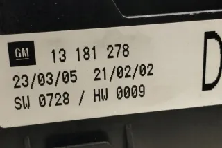 13181278 Блок предохранителей Opel Astra J Арт e12441977, вид 1