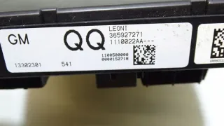 13302301QQ Блок предохранителей Opel Astra J Арт e12441958, вид 2