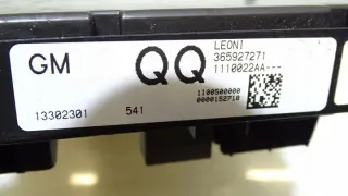 13302301QQ Блок предохранителей Opel Astra J Арт e12441958, вид 4