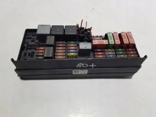 A1645402372 1645402372 Блок предохранителей Mercedes GL X164 Арт e12440662, вид 1
