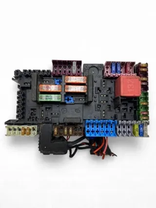 A2059068501 Блок предохранителей Mercedes C W205 Арт e12439535, вид 7