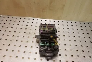 52575LM Блок предохранителей Honda CR-V 2 Арт e12438026, вид 1