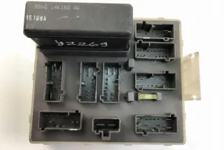98AG14A073CE Блок предохранителей Ford Focus 1 Арт e12437464, вид 1