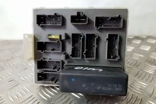 98AG14A073CH Блок предохранителей Ford Focus 4 Арт e12437345, вид 2