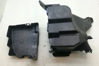 7154953530 Блок предохранителей Ford Fiesta 6 Арт e12437304, вид 1
