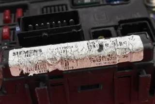 9643498780-00 Блок предохранителей Citroen C5 1 Арт e12436878, вид 7