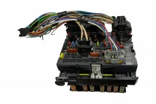 9666700380 Блок предохранителей Citroen Berlingo 1 Арт e12436500, вид 3