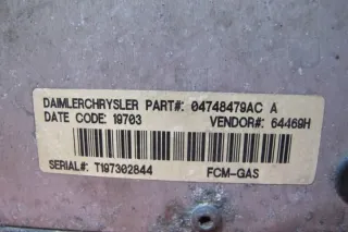 04748479AC Блок предохранителей Chrysler Voyager 4 Арт e12436425, вид 6