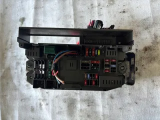518966010B 693169003 Блок предохранителей BMW X5 E70 Арт e12436258, вид 1