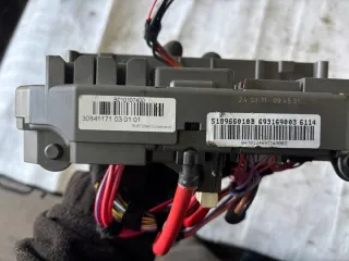 518966010B 693169003 Блок предохранителей BMW X5 E70 Арт e12436258, вид 3
