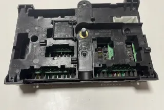 6828075 Блок предохранителей BMW ix 3 Арт e12435864, вид 3