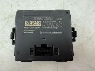 3Q0907530AC Блок предохранителей Volkswagen Golf 7 Арт e12435628, вид 1