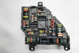 9264923 Блок предохранителей BMW 5 F10/F11/GT F07 Арт e12435251, вид 4