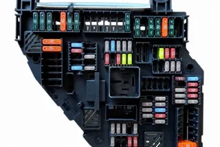 926492302 Блок предохранителей BMW 5 F10/F11/GT F07 Арт e12435020, вид 1