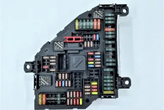 61149210857 Блок предохранителей BMW 5 F10/F11/GT F07 Арт e12434988, вид 3