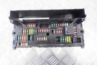 9210861 Блок предохранителей BMW 5 F10/F11/GT F07 Арт e12434987, вид 3