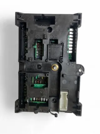 8713128 Блок предохранителей BMW 5 G30/G31 Арт e12434903, вид 3