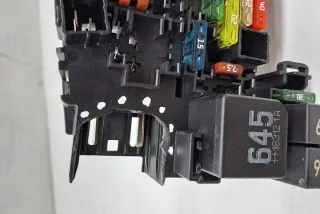 5Q0937615C Блок предохранителей Audi Q2 Арт e12433667, вид 1