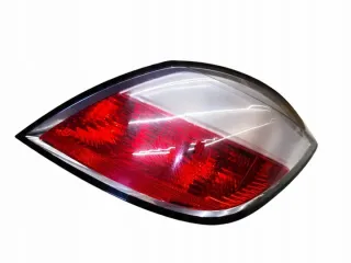  Фонарь задний правый Opel Astra H Арт e12429927, вид 1