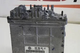 028906021JD Блок управления двигателем Volkswagen Passat B5 Арт e12423527, вид 4